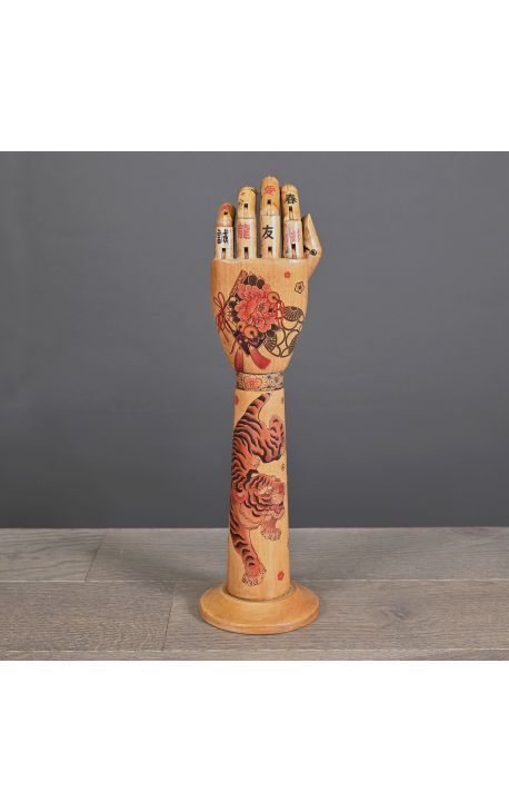 Braço tatuado de madeira articulado – estilo totem "shōbōshi (Dupliqué)