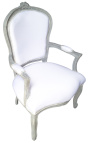 Кресло в стиле барокко Louis XV белой ткани и серой патиной дерева 